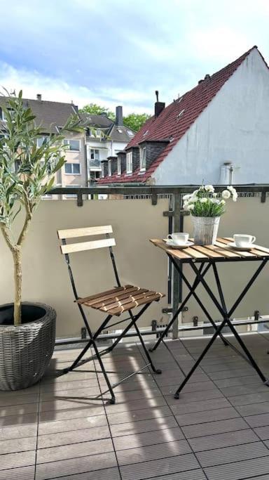 15 Minuten Fussweg Zum Stadion Und Privatparkplatz Apartment