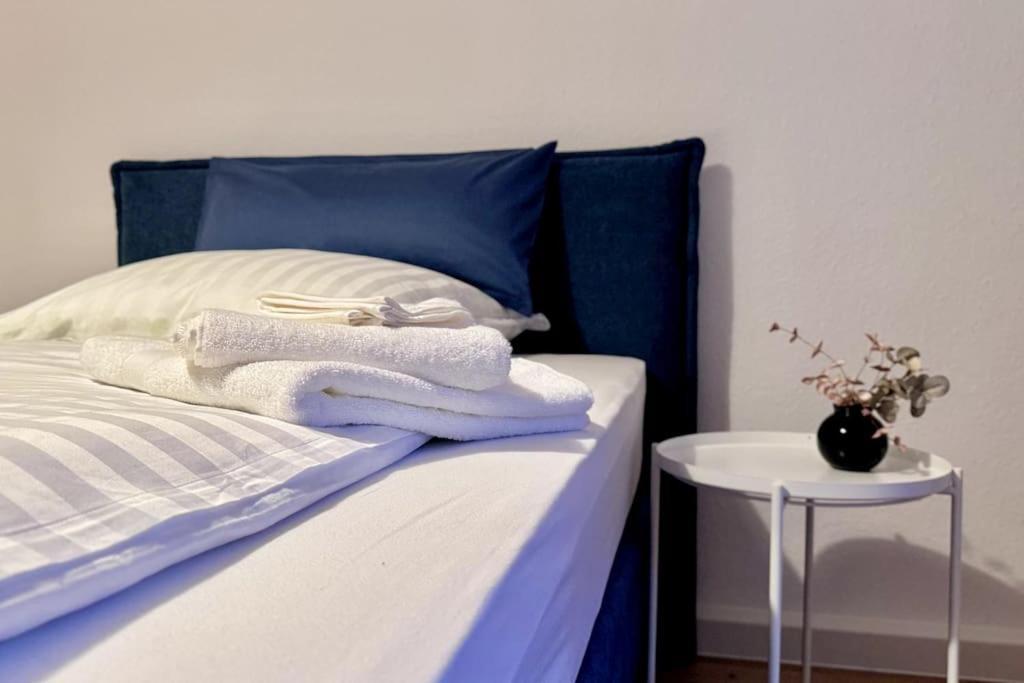 Apartment 15 Minuten Fussweg Zum Stadion Und Privatparkplatz